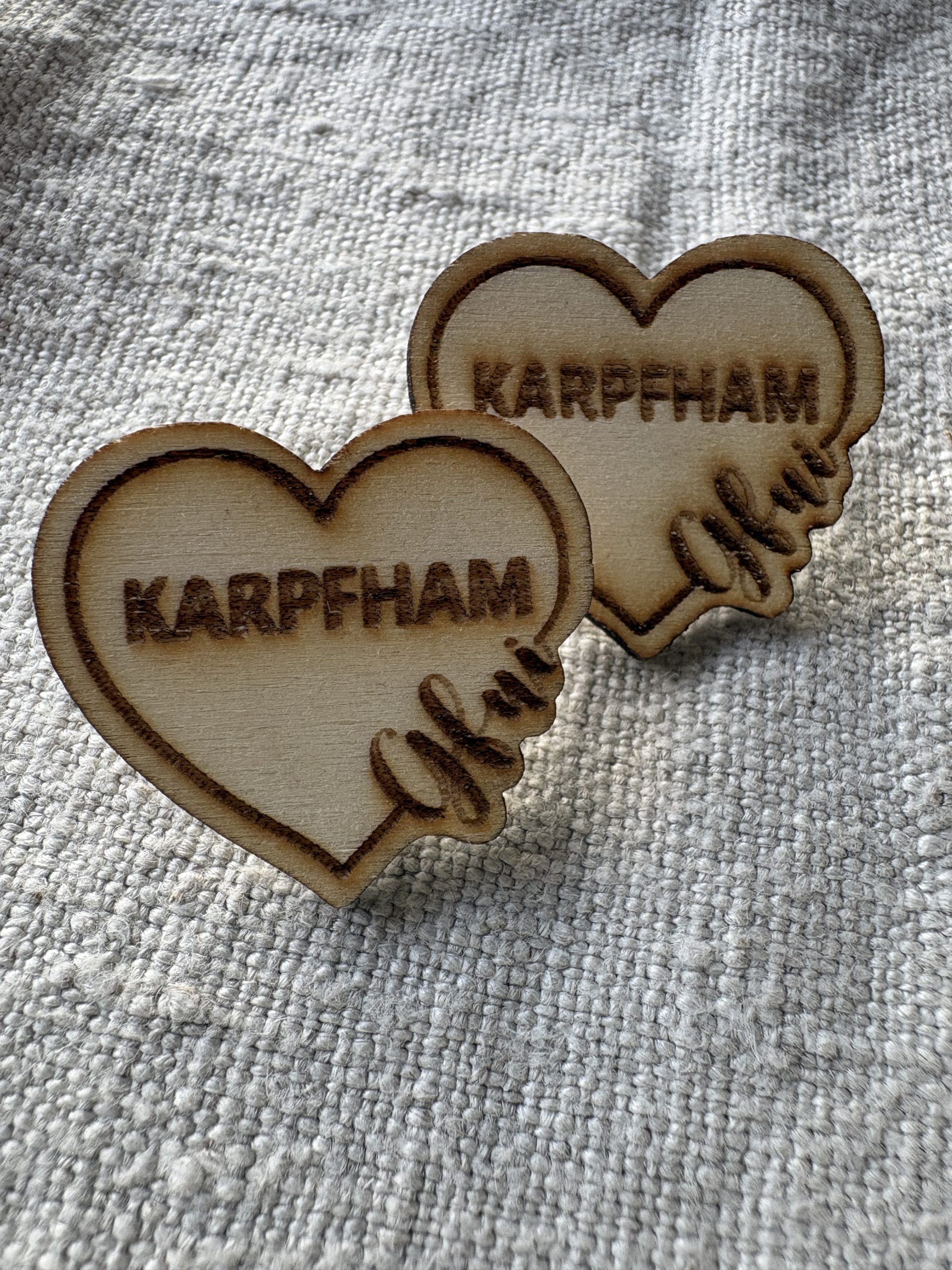 Ansteck-Pin Holz – Bild 4